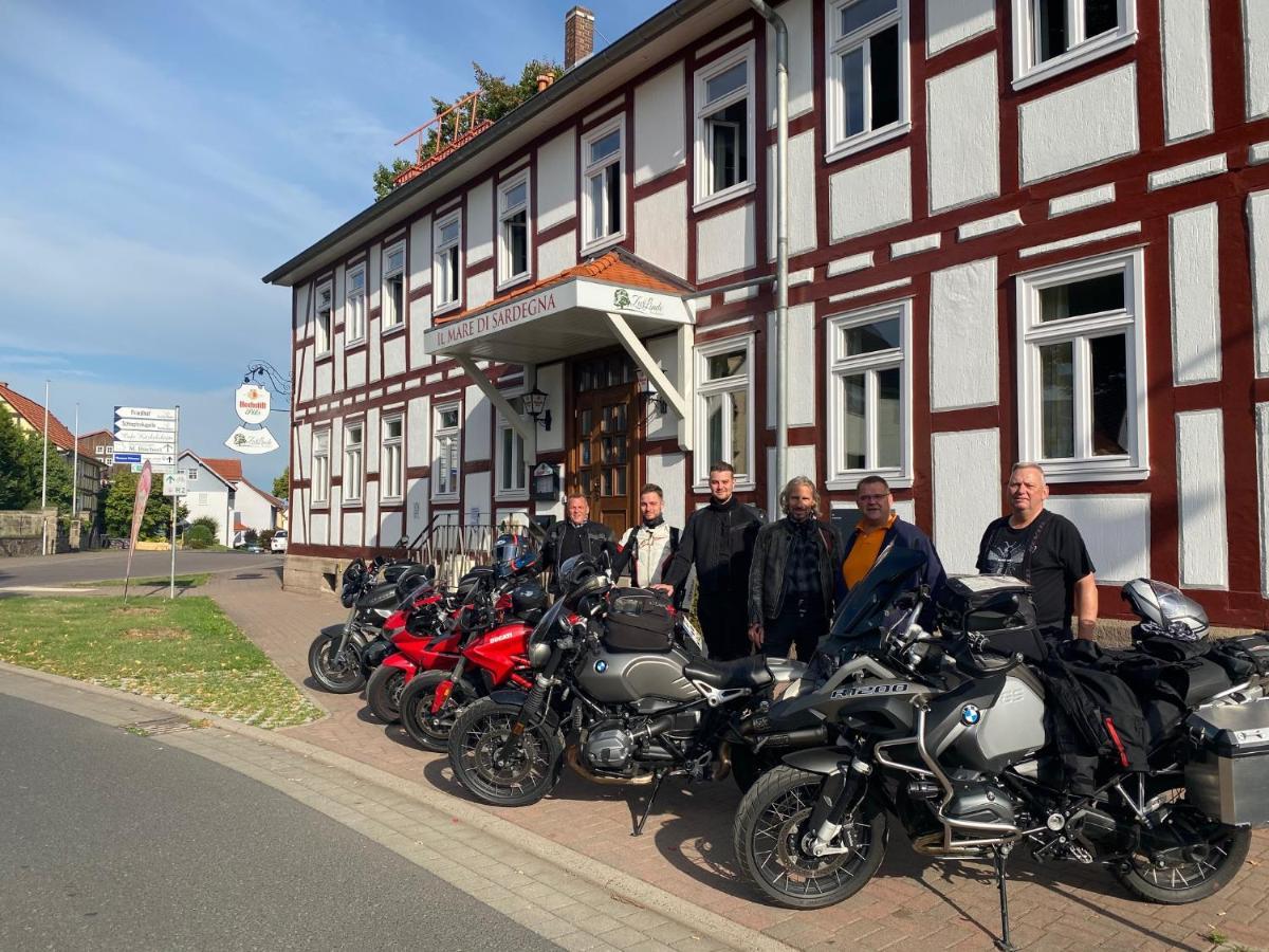 Landgasthof-Hotel Zur Linde Großenlüder Buitenkant foto